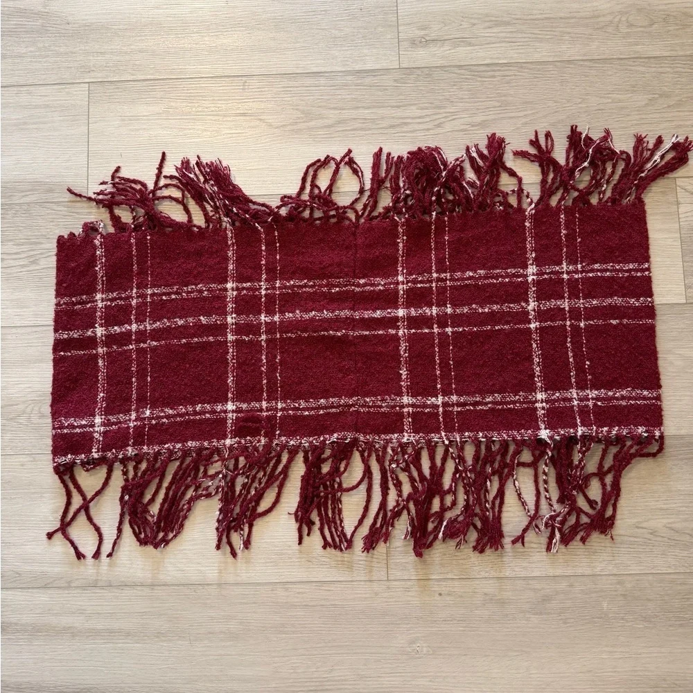 Altard State Womans Scarf Burgundy Fringe Infinity Preppy Boho Festival Knit EUC